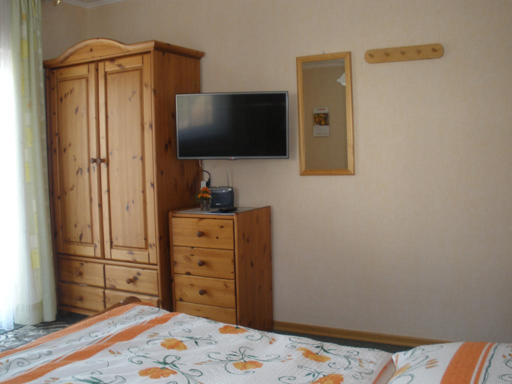 Hotel Haus Kloibhofer Grein Zimmer foto