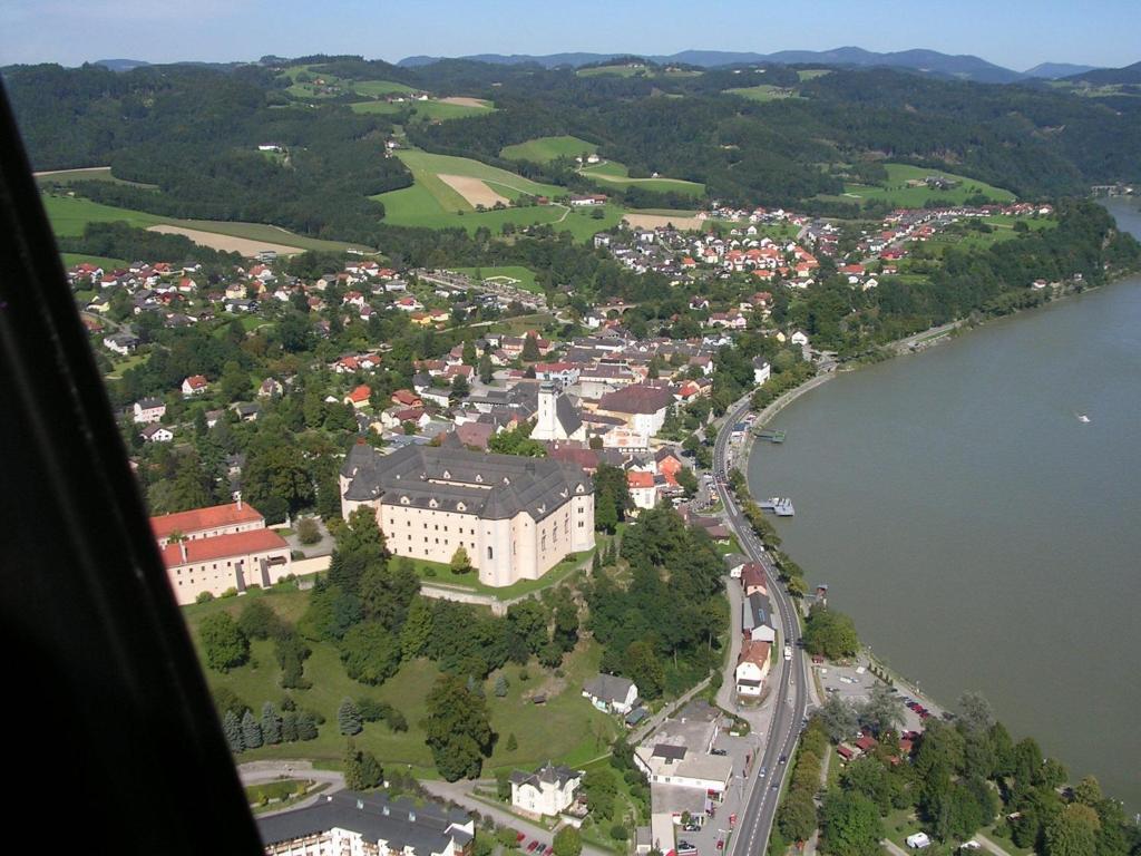 Hotel Haus Kloibhofer Grein Exterior foto